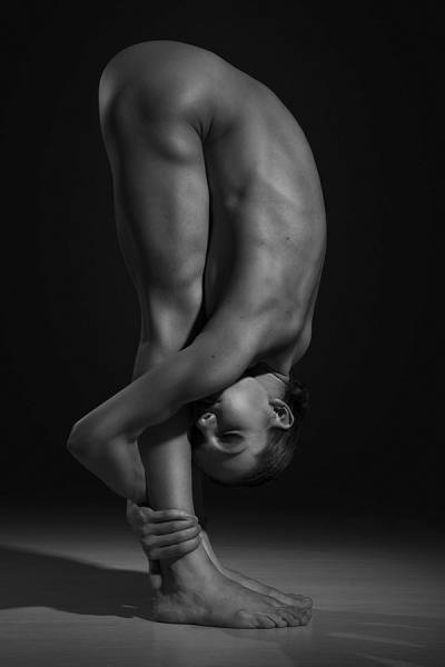 Photograph Renuar Locaj Ballet on One Eyeland